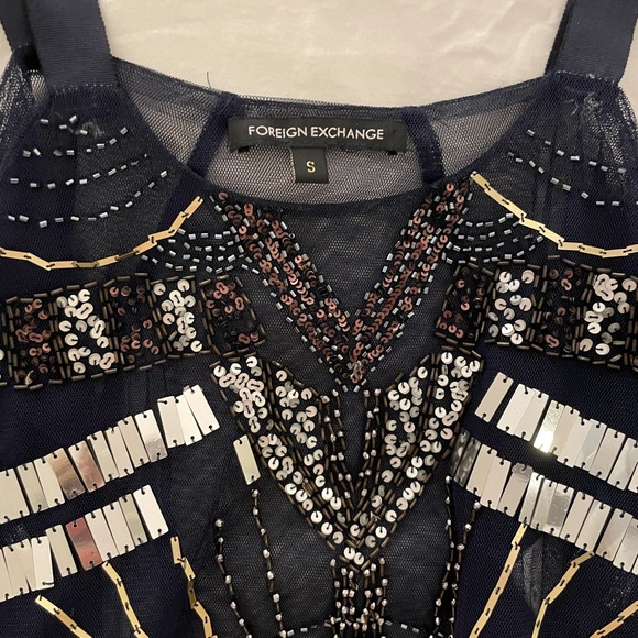 Sequins top - Picture 2 of 3